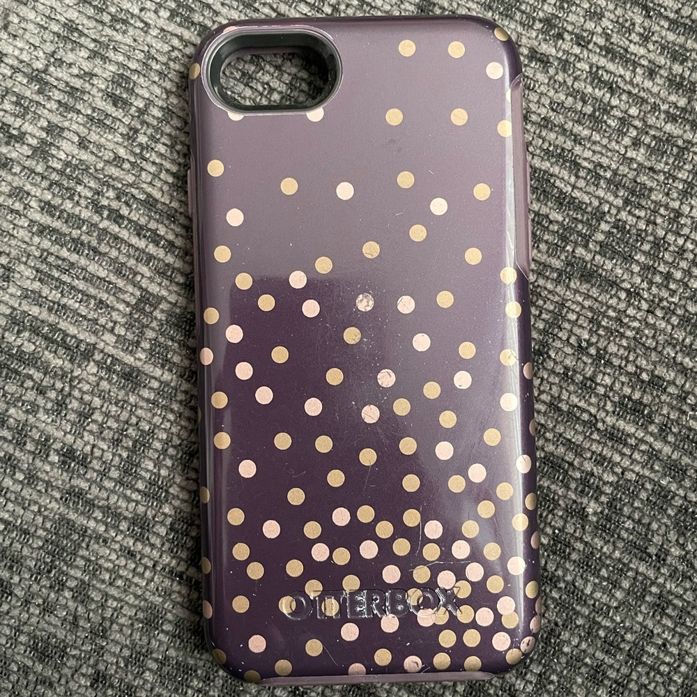 Purple Otterbox case for iPhone 7